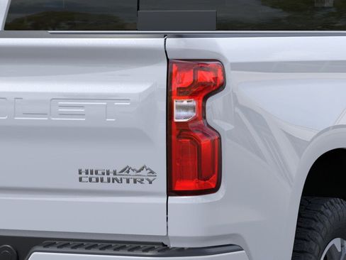 New 2026 Chevrolet Silverado 1500 High Country w/ Technology Package AWD/4WD image 35