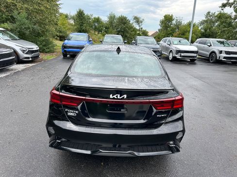 Used 2022 Kia Forte GT-Line w/ GT-Line Premium Package image 7