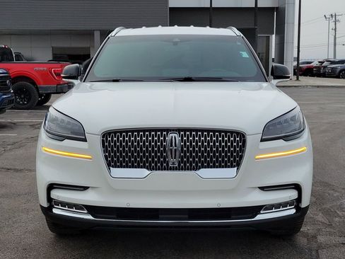 Certified 2020 Lincoln Aviator Reserve w/ Elements Package Plus image 2