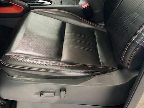 Used 2023 Nissan Frontier PRO-4X w/ Pro-4X Premium Package AWD/4WD image 22