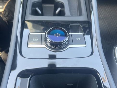 Used 2026 Volkswagen Tiguan SEL R-Line image 33