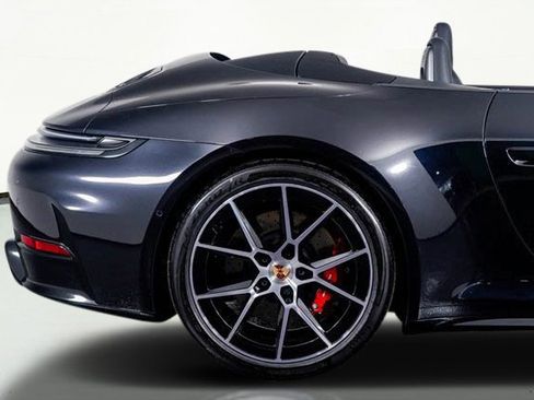 Used 2025 Porsche 911 Carrera GTS image 29