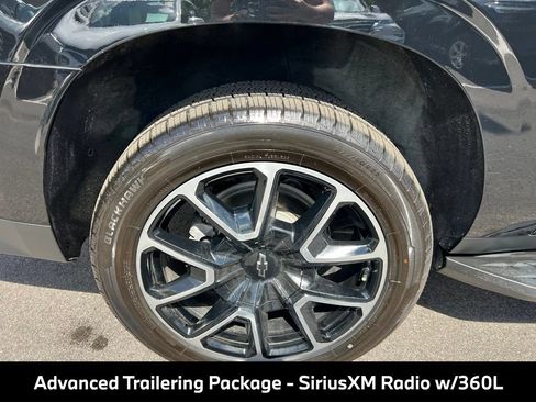 Used 2023 Chevrolet Suburban RST w/ Luxury Package AWD/4WD image 14