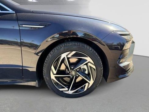New 2026 Hyundai Sonata SEL FWD image 11