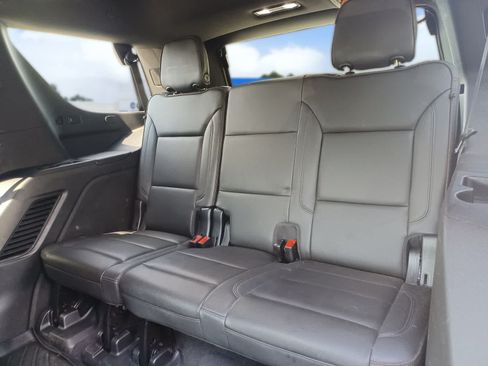 Used 2021 Chevrolet Tahoe High Country w/ Premium Package 2 AWD/4WD image 19