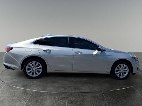 Used 2022 Chevrolet Malibu LT w/ Leather Package FWD image 10