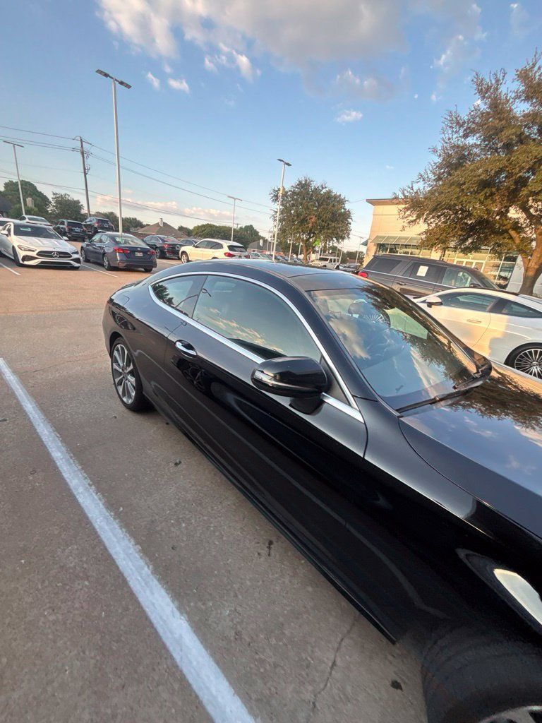 Used 2018 Mercedes-Benz C 300 Coupe image 5