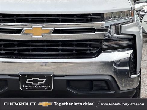 Used 2020 Chevrolet Silverado 1500 LT w/ Texas Edition image 9