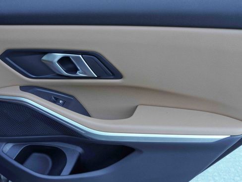 Used 2024 BMW 330i Sedan w/ Convenience Package image 33