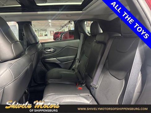 Certified 2021 Jeep Cherokee Limited w/ Elite Package image 31