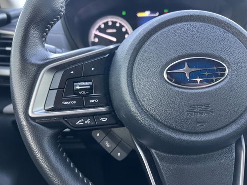 Used 2023 Subaru Forester Limited image 28