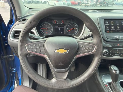 Used 2019 Chevrolet Equinox LS w/ LS Convenience Package FWD image 13