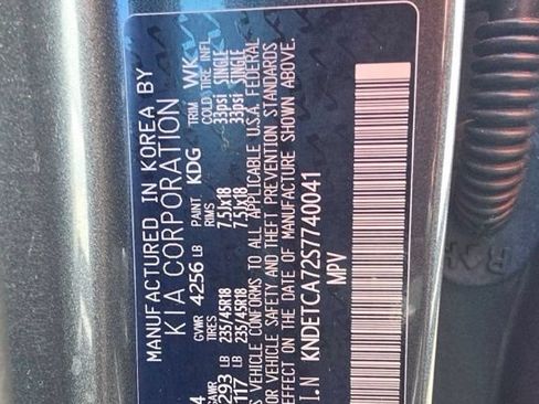 Certified 2025 Kia Seltos SX w/ SX Sunroof Package AWD/4WD image 14