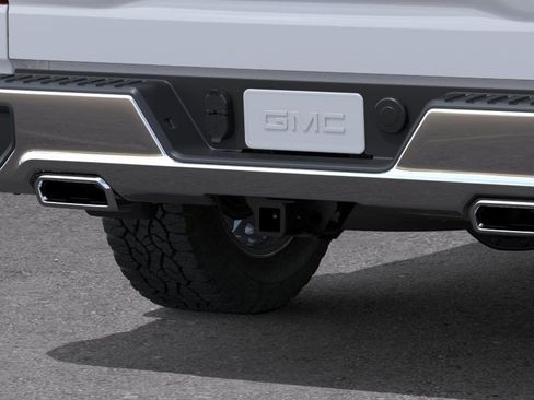 New 2026 GMC Sierra 1500 SLE image 15