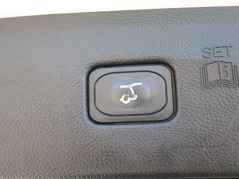Used 2023 Ford Edge Titanium w/ Equipment Group 301A AWD/4WD image 22