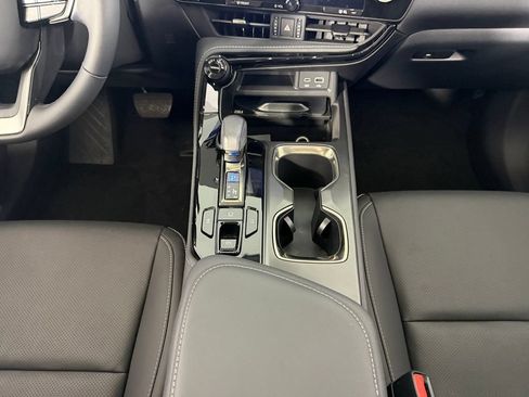 Used 2025 Lexus NX 250 FWD image 18
