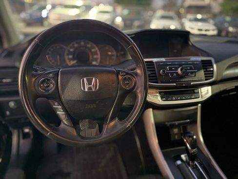 Used 2015 Honda Accord Sport image 38