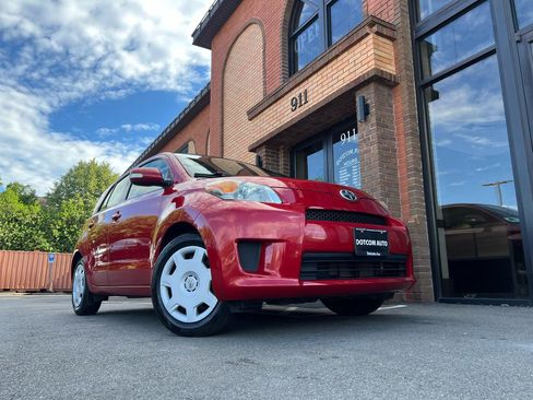 Used 2014 Scion xD FWD image 15