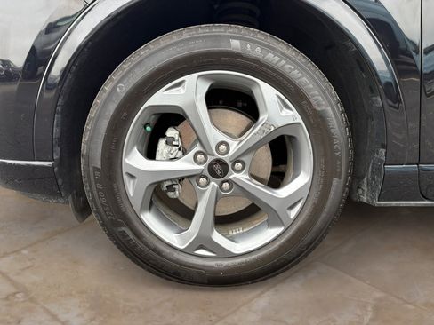 Used 2024 Ford Escape ST-Line w/ Equipment Group 301A FWD image 24