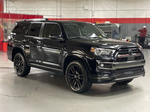 Used 2021 Toyota 4Runner Nightshade image 12