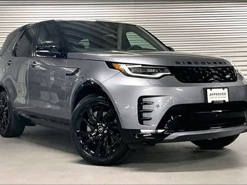 Certified 2025 Land Rover Discovery Dynamic SE AWD/4WD image 12