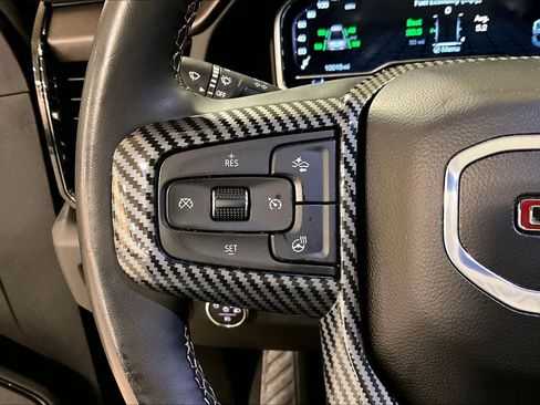 Used 2025 GMC Sierra 2500 AT4 w/ AT4 Premium Plus Package image 24