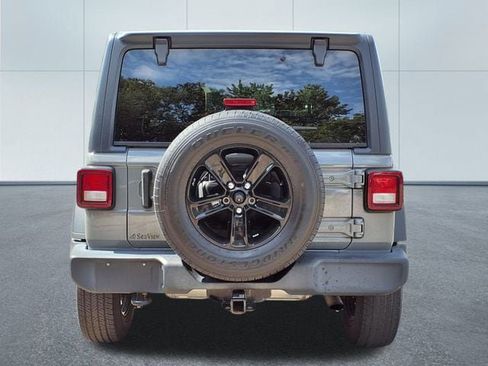 Used 2021 Jeep Wrangler Unlimited Sport image 27