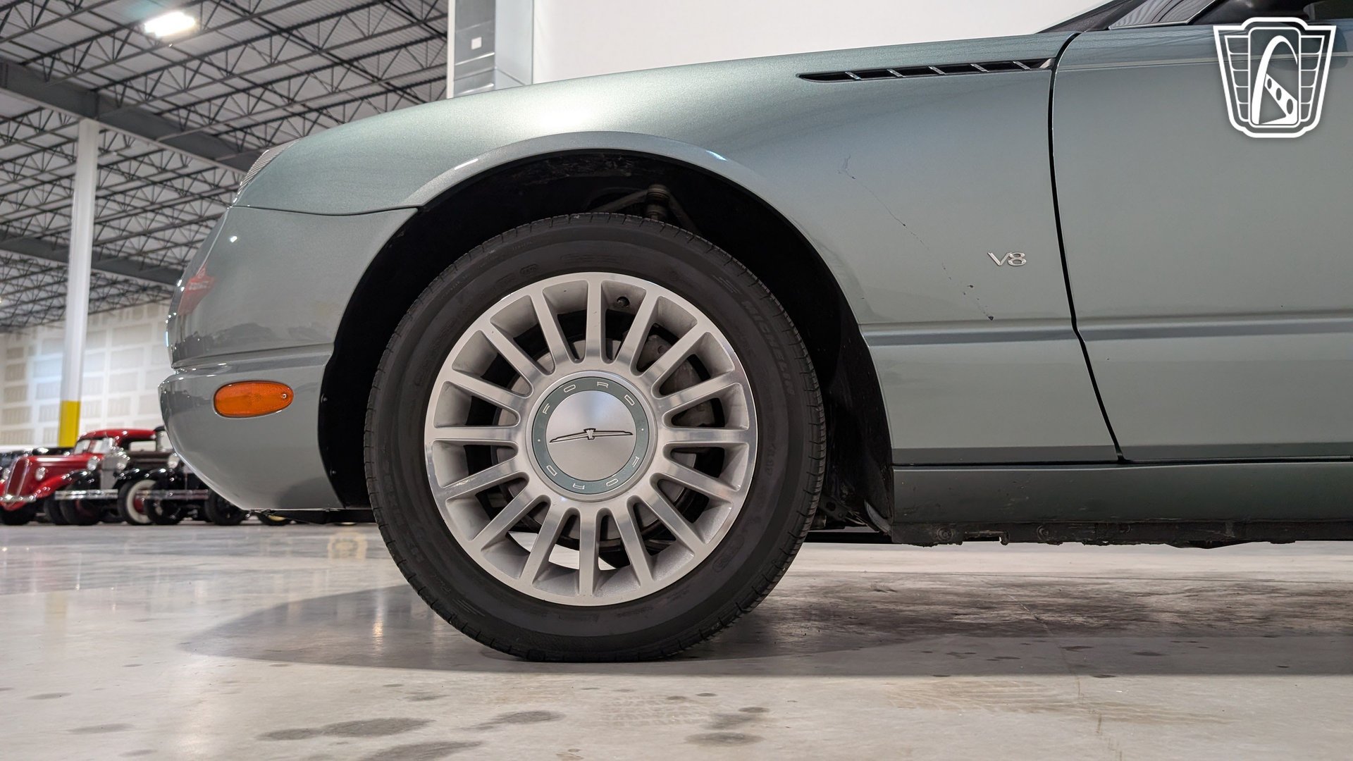 Used 2004 Ford Thunderbird Pacific Coast RWD image 28