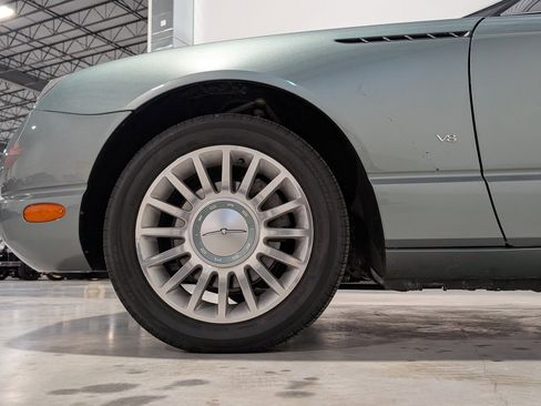 Used 2004 Ford Thunderbird Pacific Coast RWD image 28