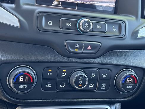 Used 2023 GMC Terrain SLE w/ Driver Convenience Package AWD/4WD image 33