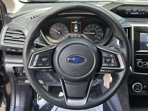 Used 2023 Subaru Crosstrek 2.0i image 13