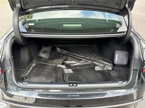 Used 2022 Lexus IS 300 AWD w/ Premium Package image 29