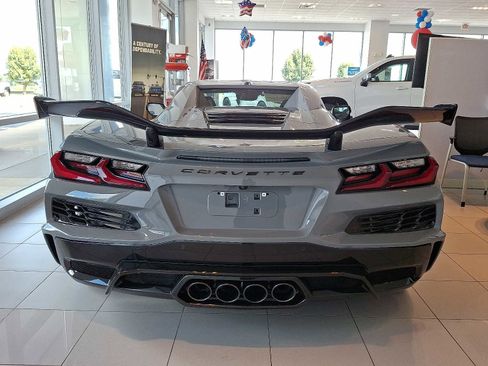 New 2025 Chevrolet Corvette Z06 w/ Z07 Performance Package image 5