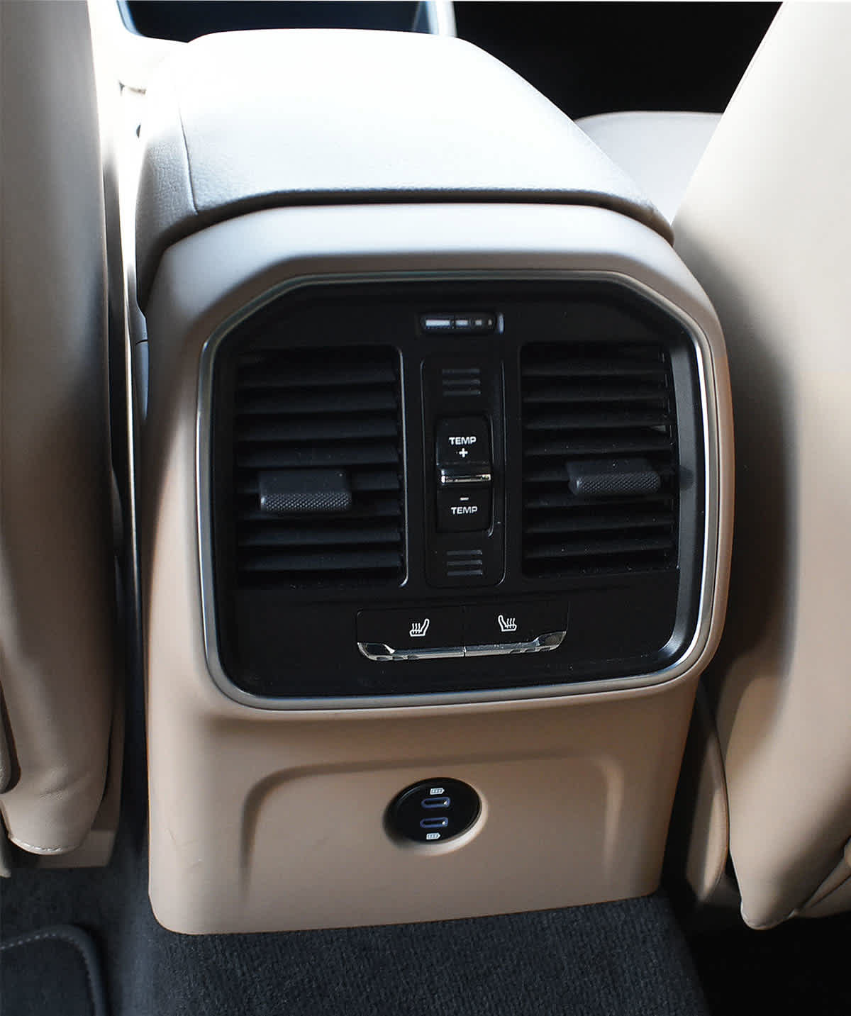 Used 2024 Porsche Macan S AWD/4WD image 20