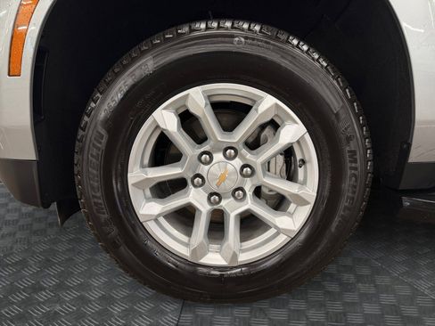 Used 2025 Chevrolet Tahoe LT image 28