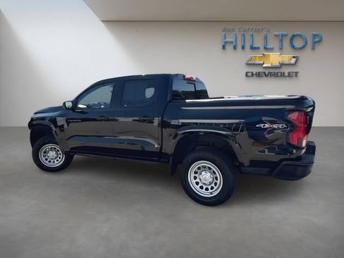 Used 2025 Chevrolet Colorado W/T w/ WT Convenience Package II AWD/4WD image 8
