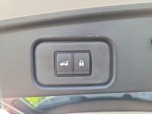 New 2026 Nissan Pathfinder Platinum AWD/4WD image 10