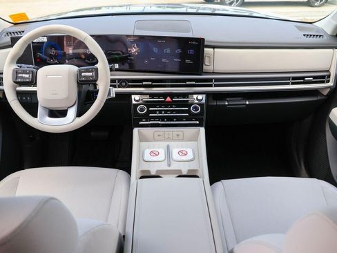 New 2026 Hyundai Santa Fe SE FWD image 6