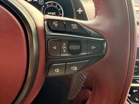 Used 2023 Aston Martin DBX 707 image 20