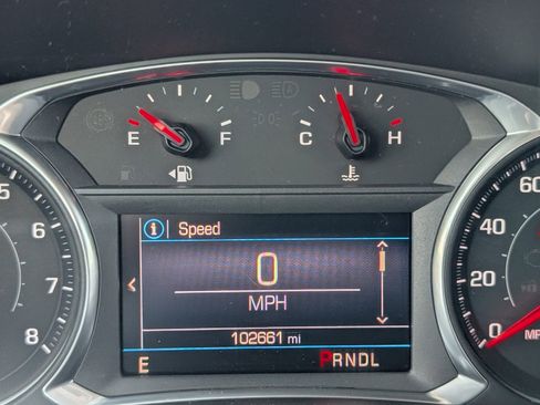 Used 2019 Chevrolet Equinox LT w/ LPO, Floor Liner Package image 10