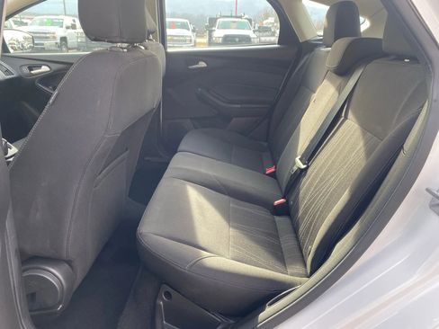 Used 2017 Ford Focus SE image 23