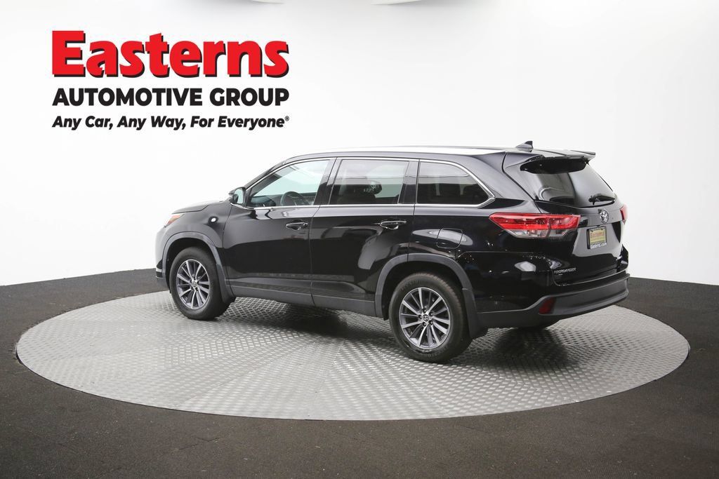 Used 2019 Toyota Highlander XLE AWD/4WD image 67