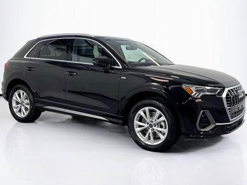 New 2025 Audi Q3 2.0T Premium image 3