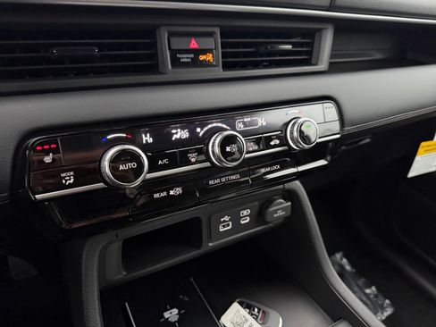 New 2025 Honda Pilot EX-L image 18