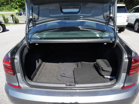 Used 2019 Volkswagen Passat 2.0T SE R-Line FWD image 24