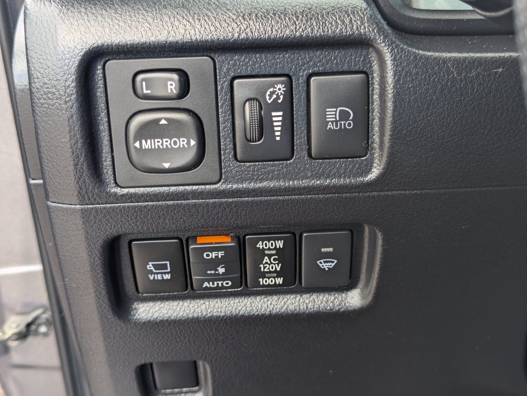 Used 2023 Toyota 4Runner Limited AWD/4WD image 26