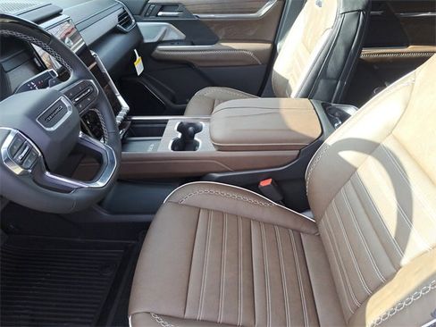 New 2026 GMC Acadia Denali Ultimate image 12