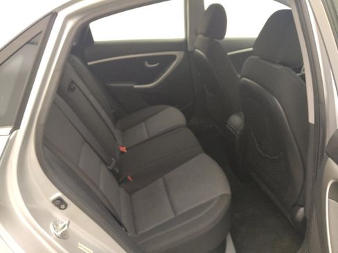 Used 2014 Hyundai Elantra GT FWD image 19