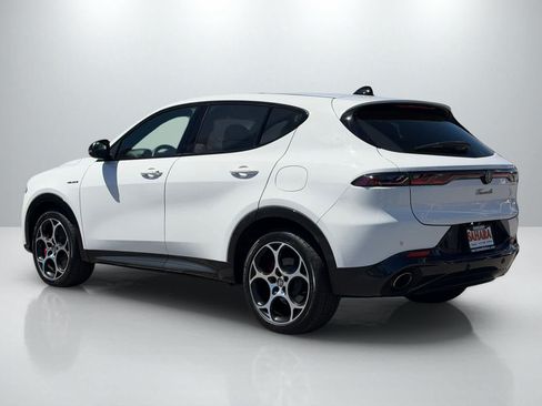 Used 2024 Alfa Romeo Tonale Veloce AWD/4WD image 4