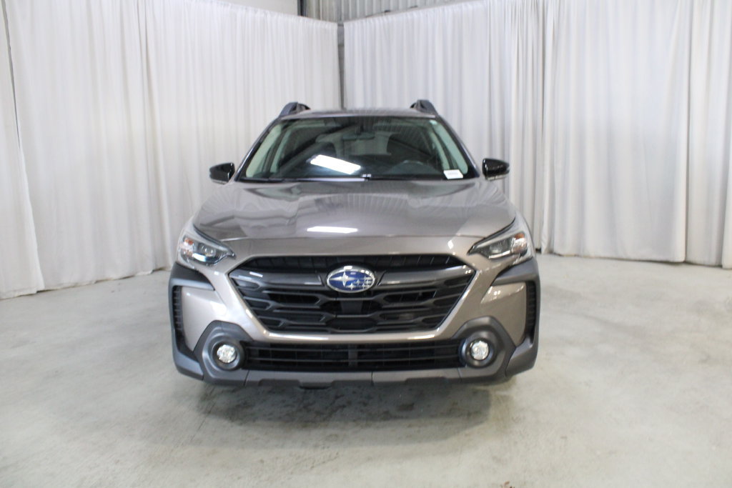 Used 2024 Subaru Outback Premium AWD/4WD image 38